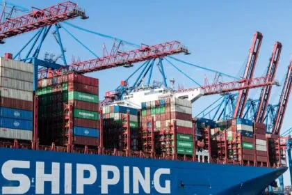 Docker Desktop Review 2026 — local container workflow on desktop
