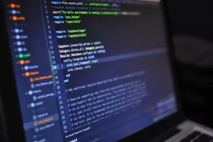 Free CI/CD tools comparison — DevOps pipeline, build, test, and deployment workflow