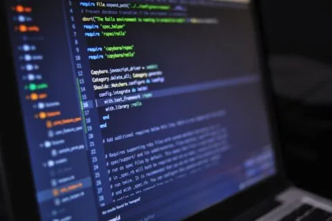 Free CI/CD tools comparison — DevOps pipeline, build, test, and deployment workflow
