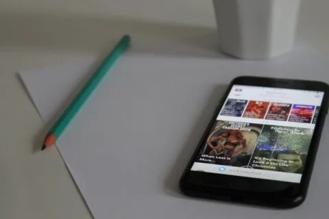 RSS feed content syndication mobile